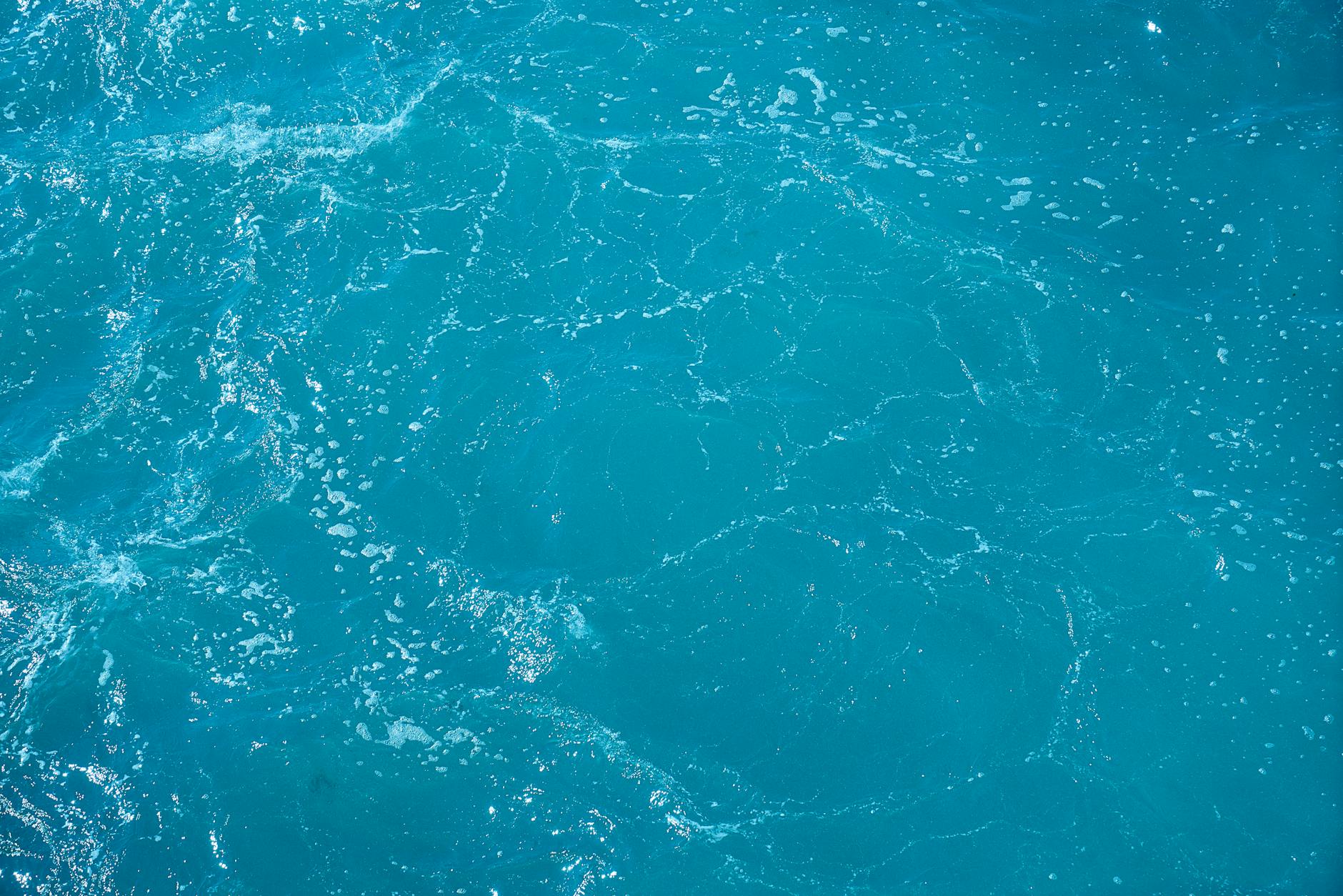 Fluid DEX Surges to Dominance in Stablecoin Swaps, Fueling FLUID Token Rally