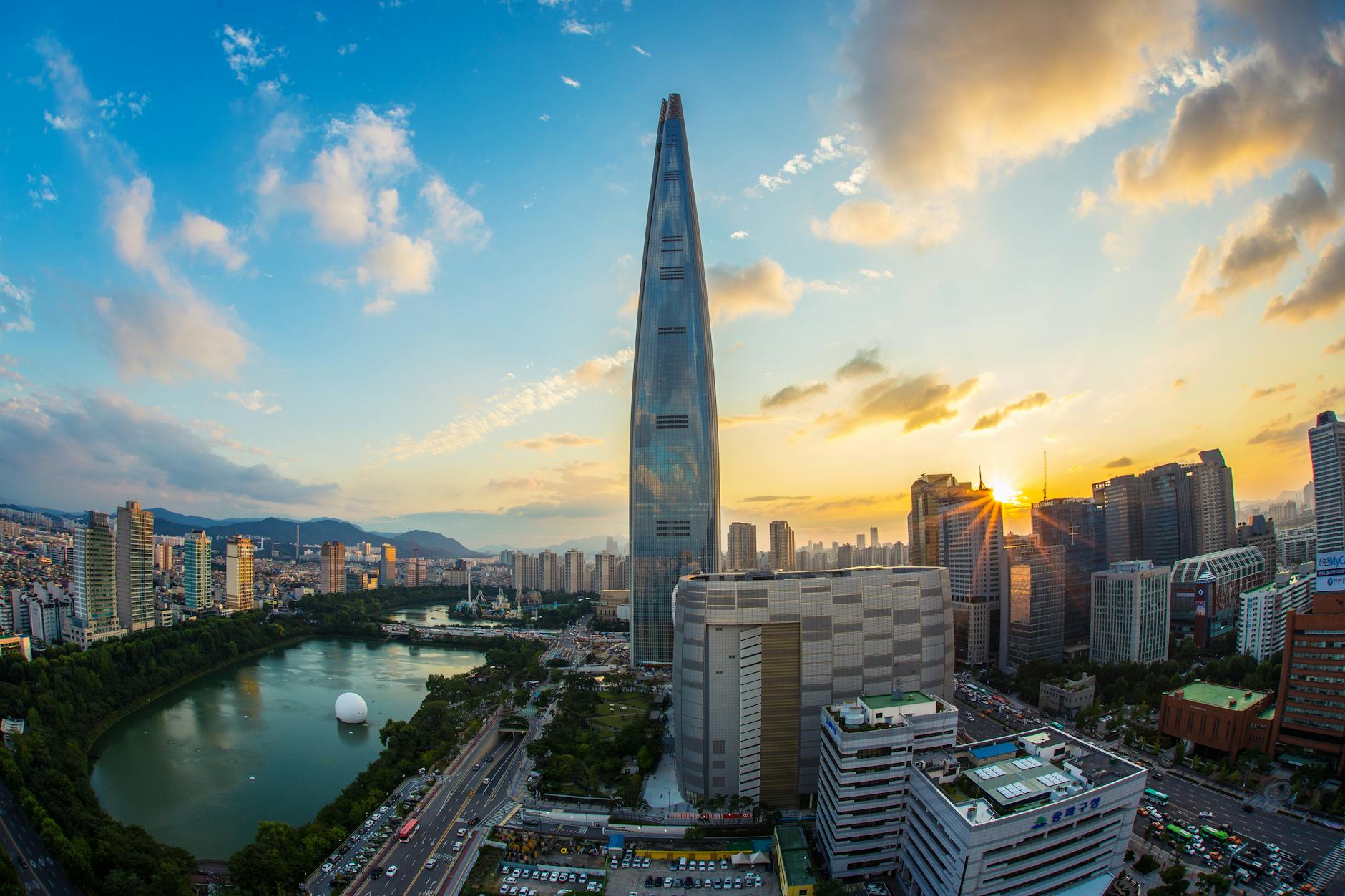 Seoul’s Beauty Scene Gets Personal: Monclos Unveils a New Era of Experiential Retail