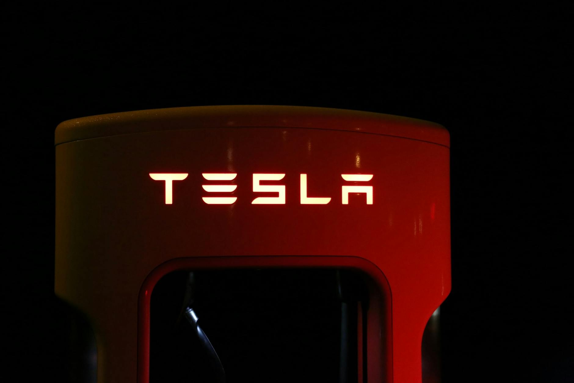 Tesla’s UK Sales Dip Prompts Significant Lease Adjustments Amid Shifting EV Landscape