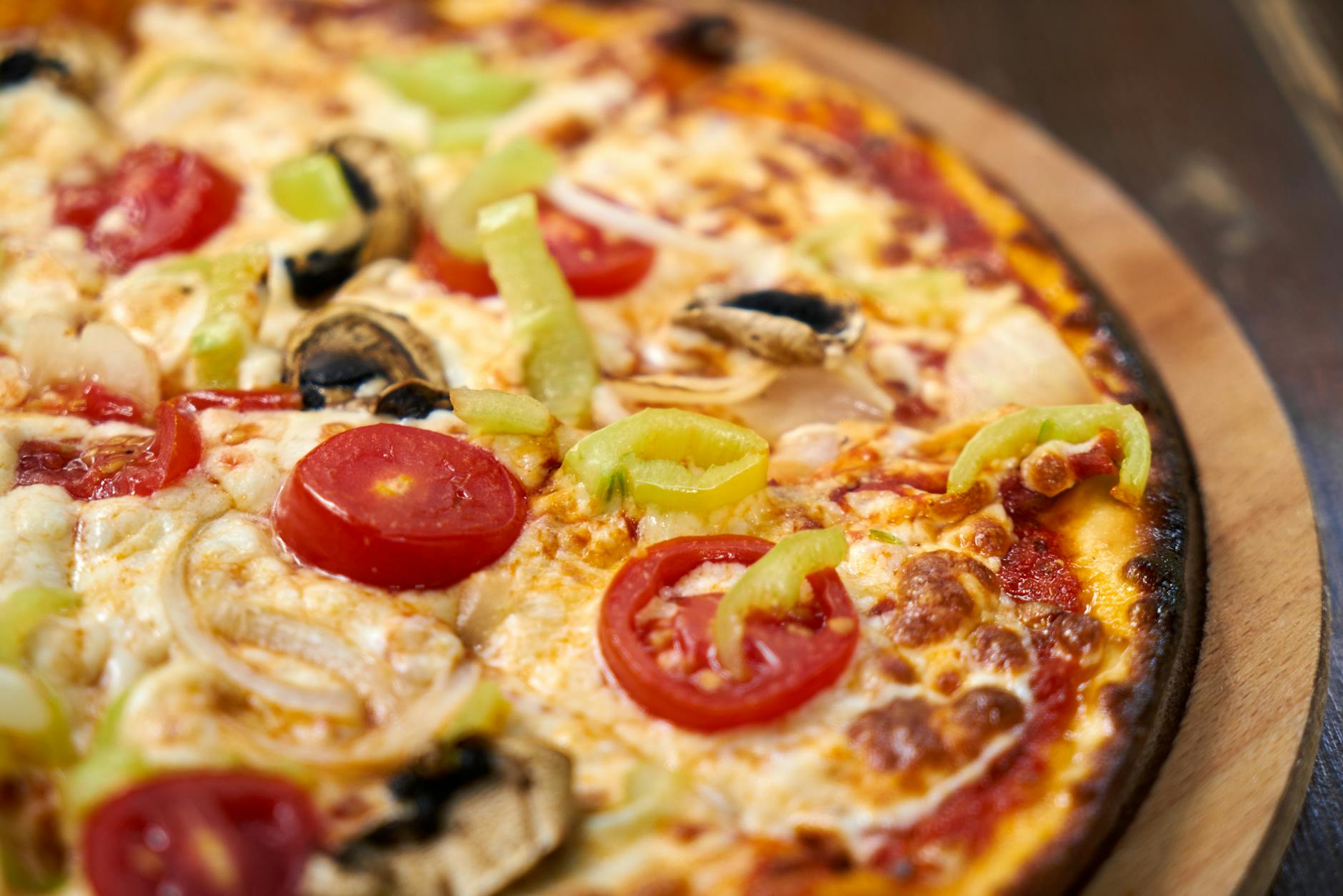 A Taste of Tradition: Pizza Pizza’s Culinary Canvas at the Canadian National Exhibition