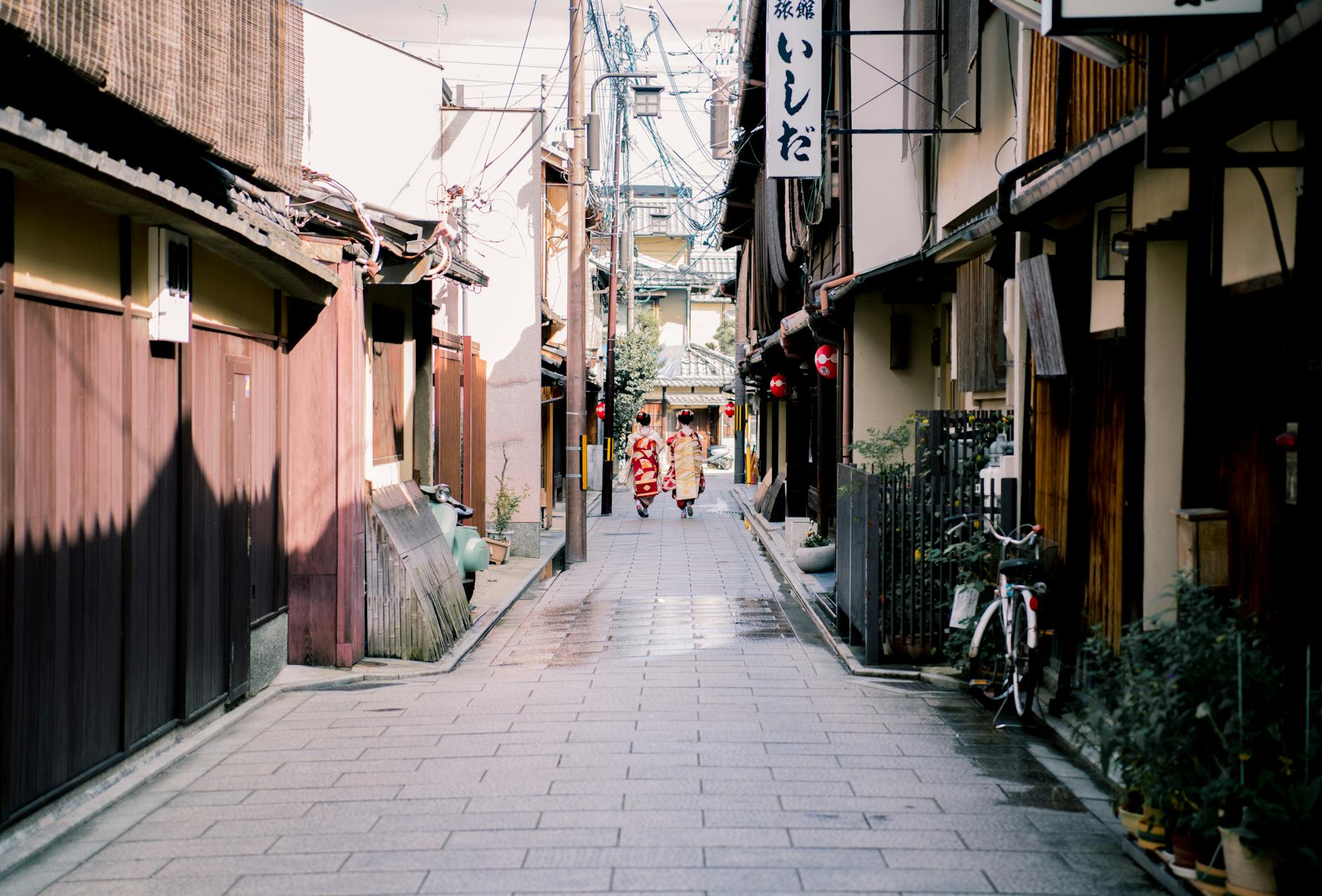 A City Reborn: Hiroshima’s Enduring Spirit After the Atomic Dawn