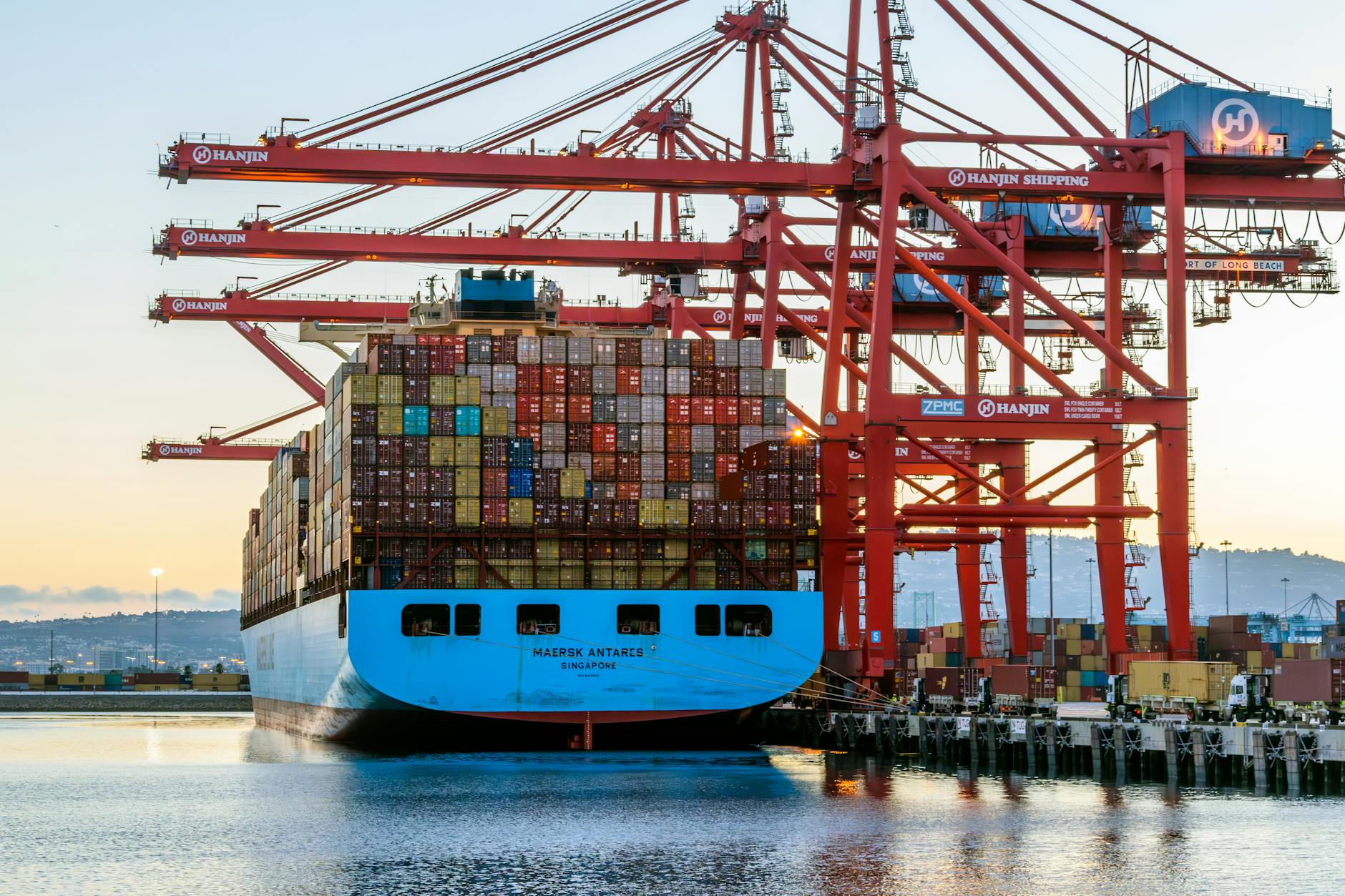 The Semiconductor Tightrope: Navigating U.S. Supply, Demand, and the Specter of Tariffs