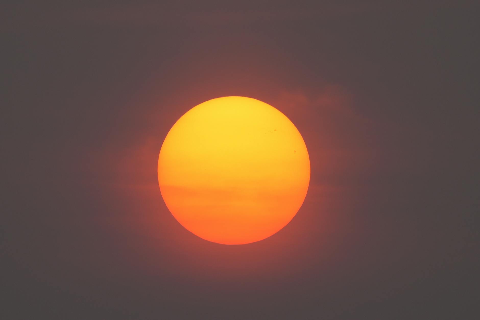 A Hazy Reality: Wildfire Smoke Blankets the Nation as the U.S. Eyes a Lunar Nuclear Future