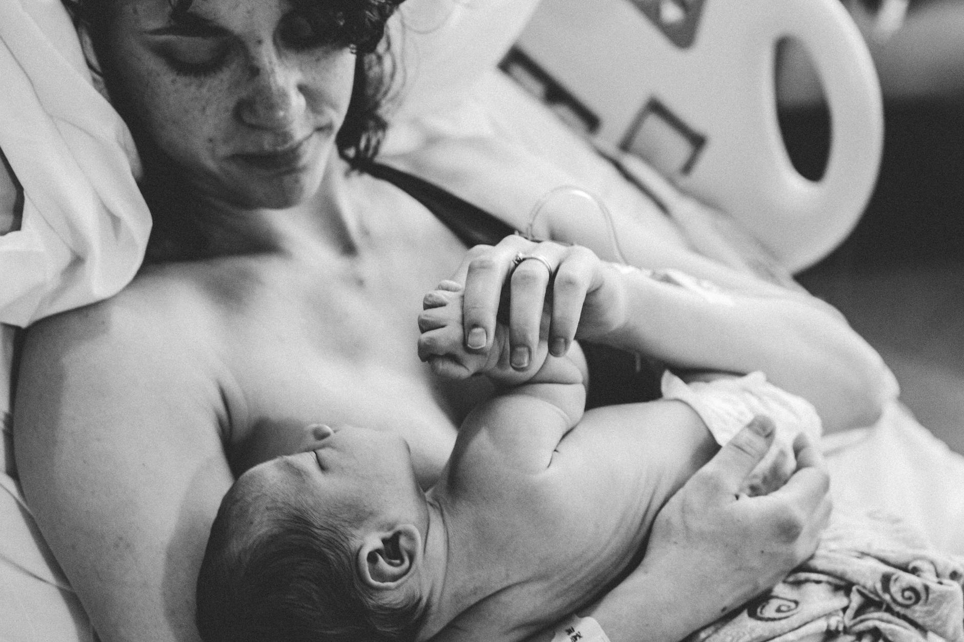 Nurturing Support: Willow and Caraa Unite for Breastfeeding Awareness Month with Innovative Baby Pouch