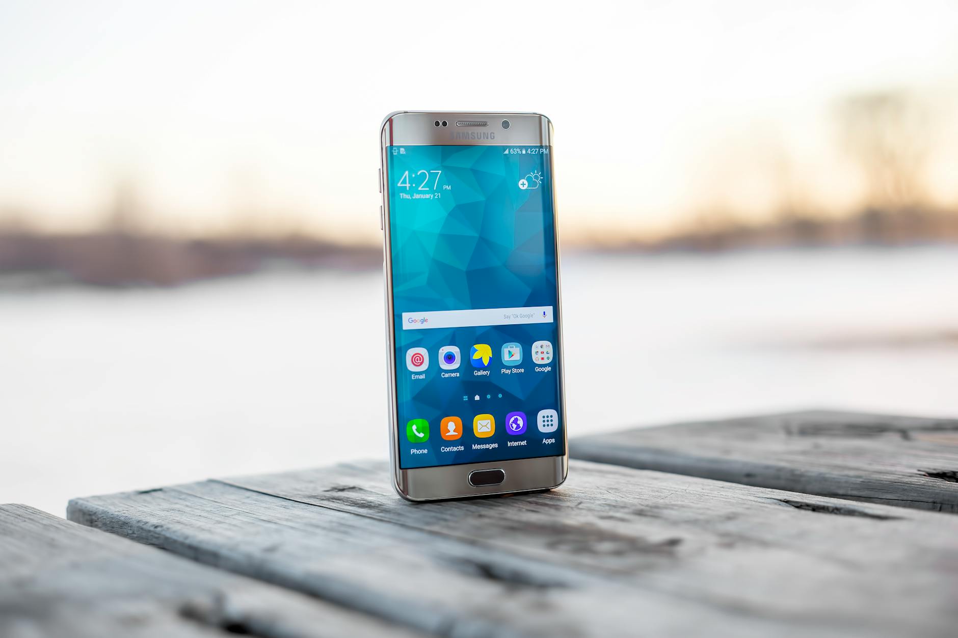 Samsung’s Galaxy S25: A Deep Dive into the Latest Flagship and its Generous Discount