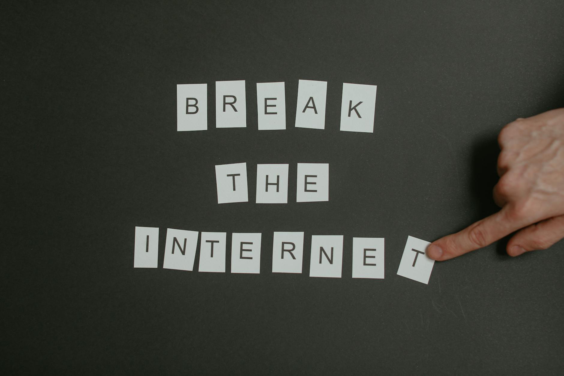 The Gentle Art of the Linux Restart: Mastering the Userspace Reboot