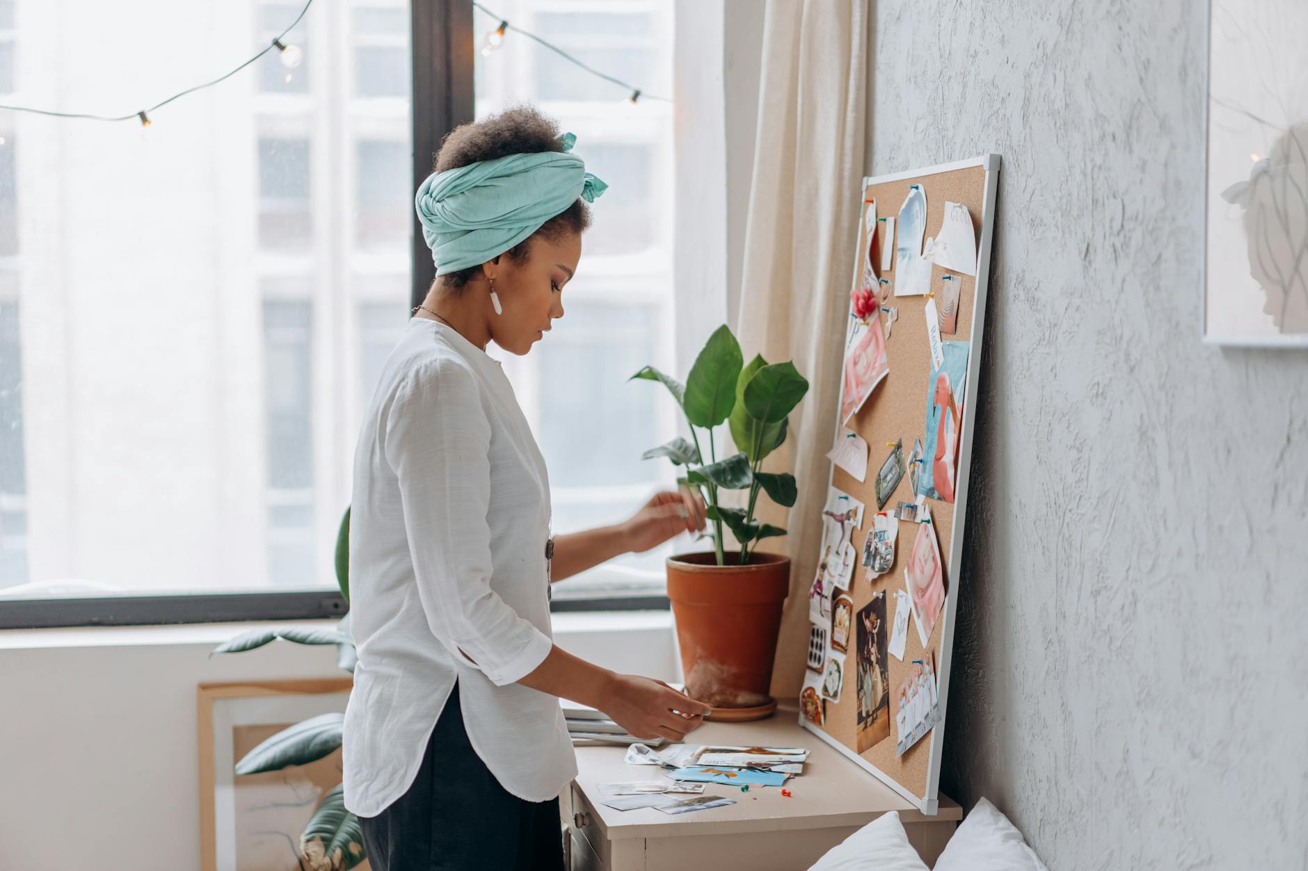 The Art of the Unboxing: How Monclos is Crafting Personalized Retail Journeys in Seoul
