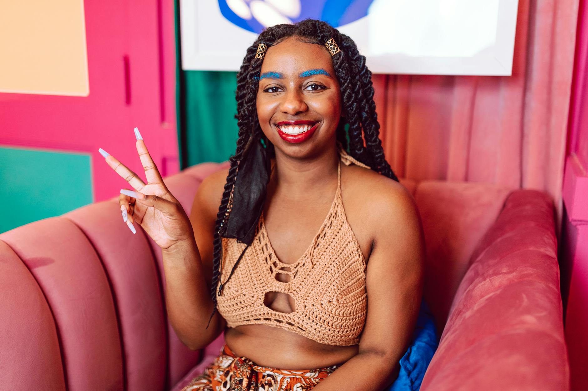 From Vegan Vibes to Political Pitches: The Shifting Sands of the “Food Babe” Phenomenon