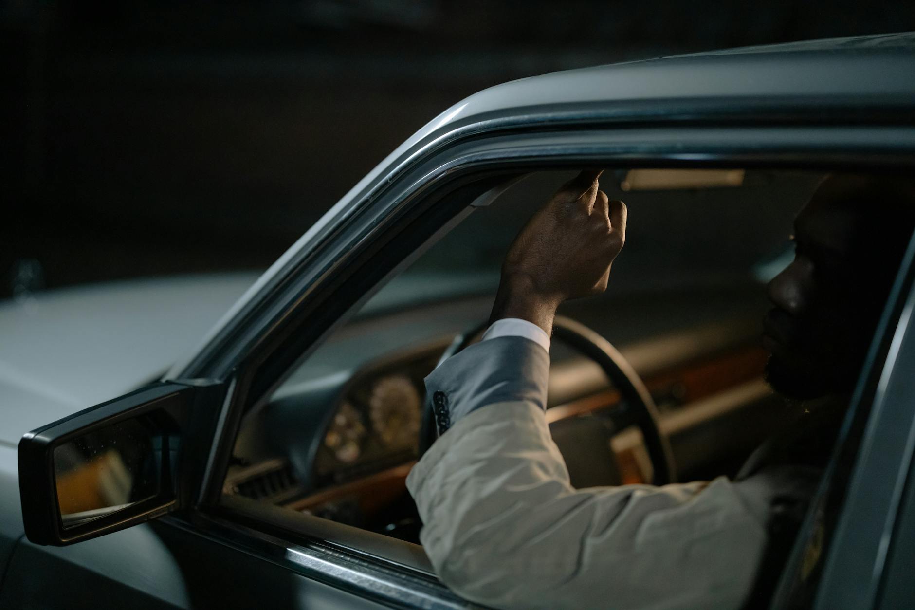 Smoother Journeys, Cleaner Air: How Smart Traffic Control Can Revolutionize Emissions Reduction