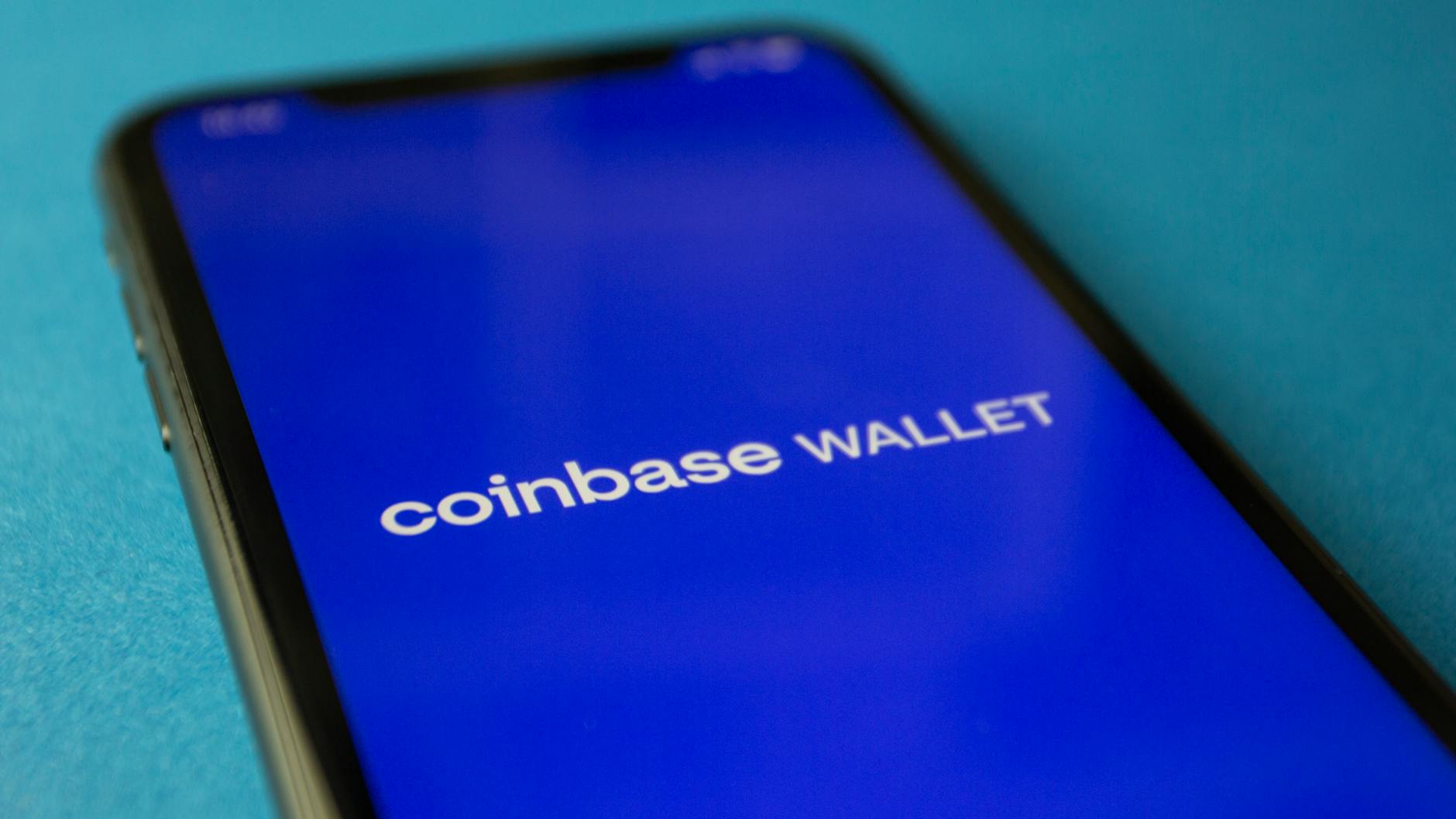Coinbase’s Bold Stance: A Purge of the Anti-Crypto Gatekeepers?