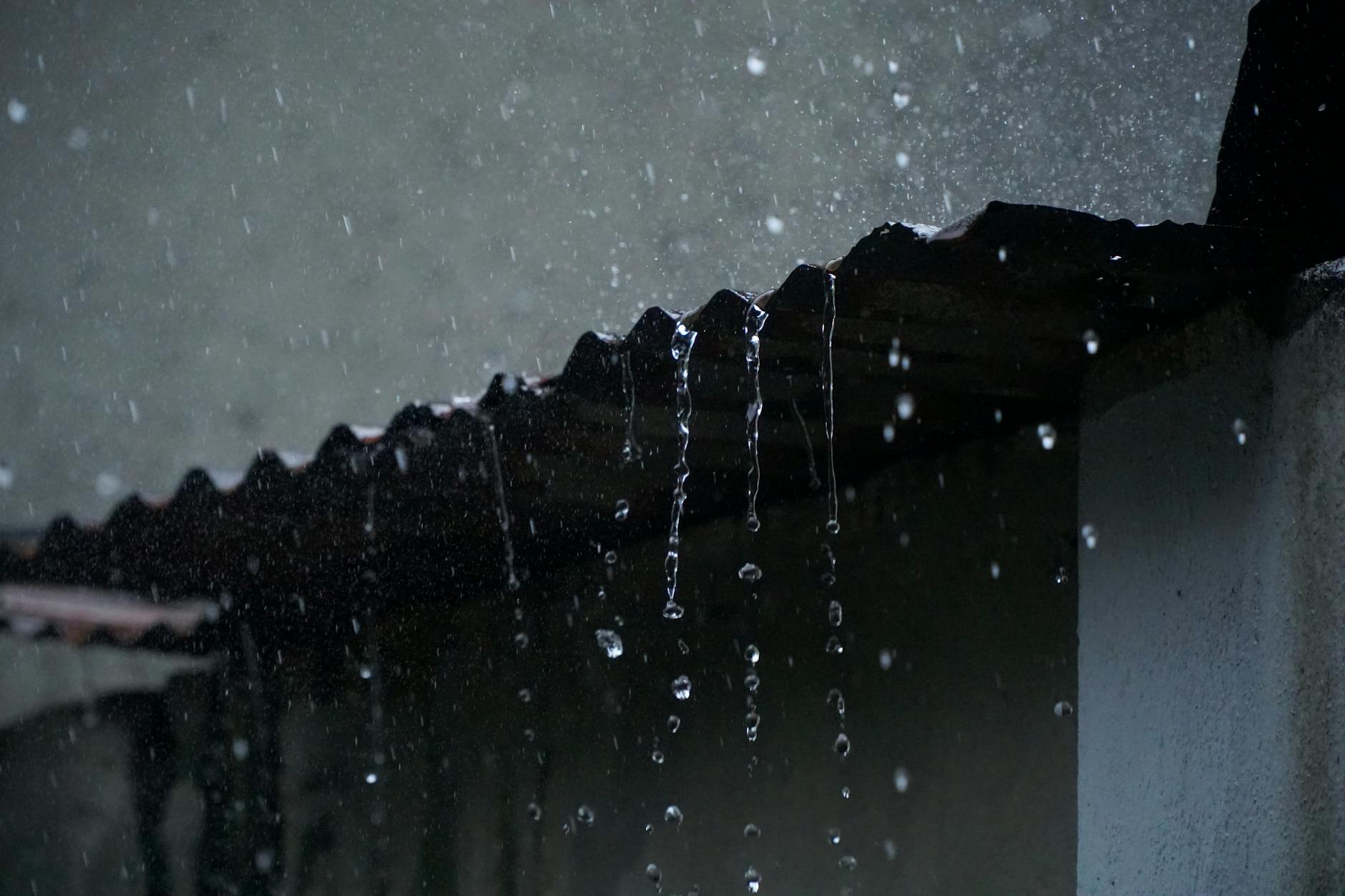 Maximizing Water Resources: Exploring the Benefits of Rooftop Rainwater Harvesting